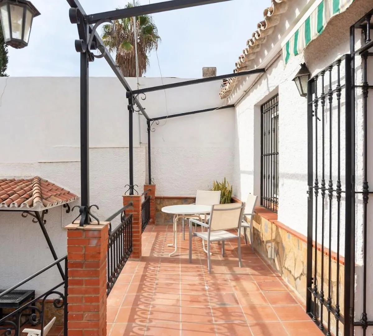 הוילה Rincón de la Victoria Gran Jardin Frente Al Mar ספרד